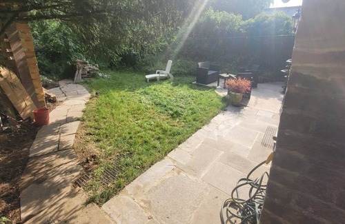 Pernes Apartment | Quiet apartment in Pernes -2 to 4 people