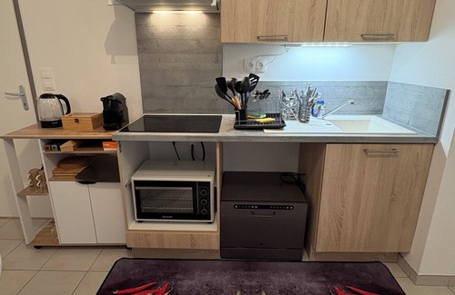 Digoin Apartment | Quiet apartment near PAL, canal