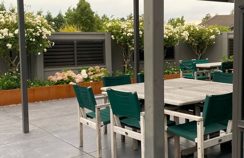 Rolleston House | Quiet Area, Beautiful Surroundings in Rolleston.