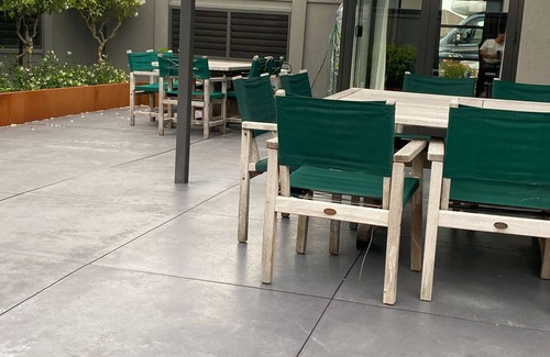 Rolleston House | Quiet Area, Beautiful Surroundings in Rolleston.