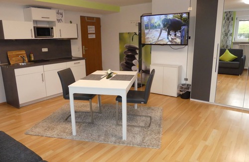 Sendling - Westpark Apartment | Quiet, central location in the south of Munich,