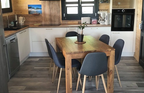 Sulniac Ski Chalet | Quiet chalet for 6 near Golfe du Morbihan