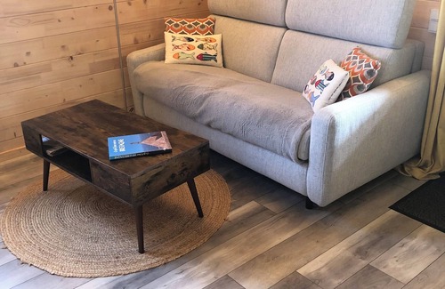 Sulniac Ski Chalet | Quiet chalet for 6 near Golfe du Morbihan