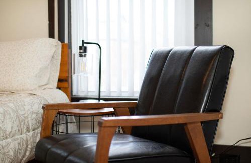 North Upper Street Apartment | Quiet, gated oasis near downtown Lexington