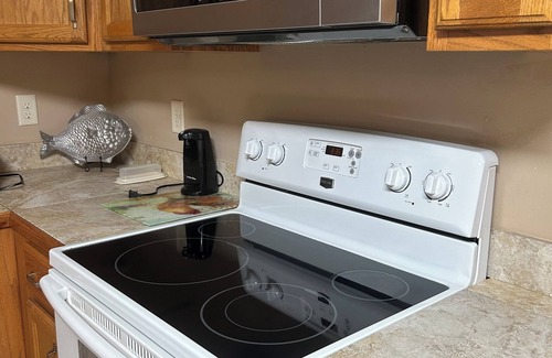 Milton Cottage | Quiet Getaway for 2