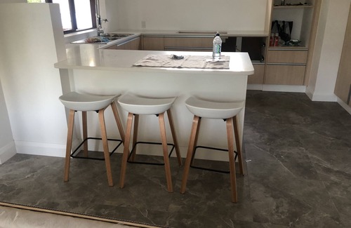 Ngatangiia Cottage | Quiet Location With About a 20 Minute Walk to the Famous Muri Beach