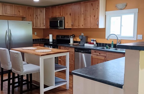 Edson House | Quiet place to stay away from home, located in a very friendly area.