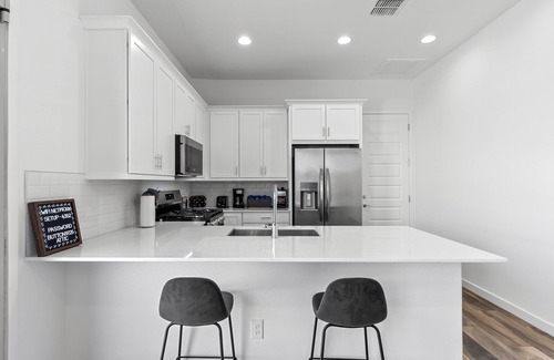 Laveen Village Apartment | Quiet Quarter in Laveen Village