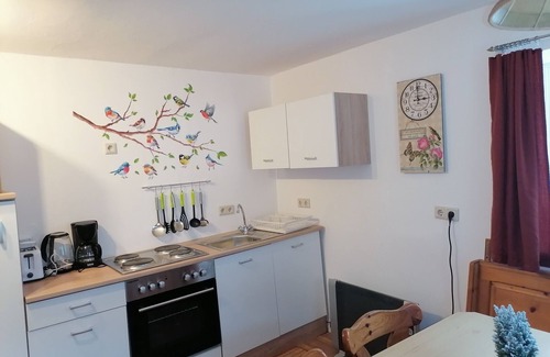 Mutters Apartment | Quiet residential unit on the edge of the forest