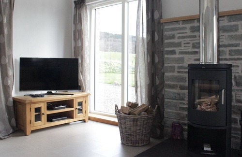 Strathtay Apartment | Quiet Rural Escape