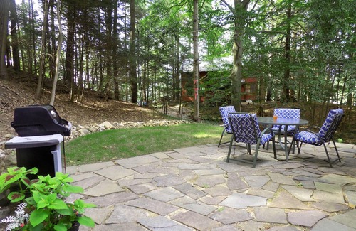 Great Barrington Cottage | Quiet rustic cottage with shared lake access