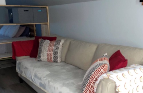 Olivia Apartment | Quiet studio appt. above standalone garage - military/healthcare/TDY preferred