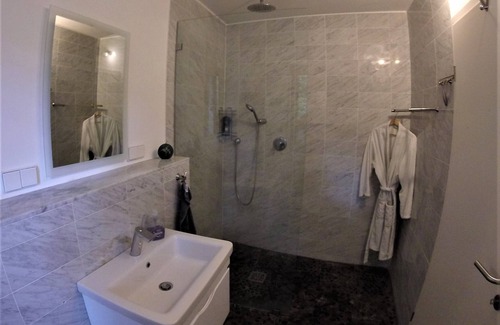 Bad Neuenahr-Ahrweiler Apartment | Quiet vacation apartment in a central location in Ahrweiler