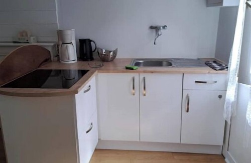 Plouaret House | Quiet village center house