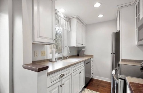 Farmington Condo | Quiet Woodland Serenity Escape