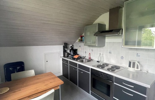 Langenargen Condo | Quietly located vacation apartment with balcony - 4km from Lake Constance