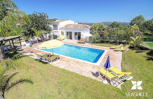 Cerro do Mocho Villa | Quinta da Ilda 6 Bedrooms Typical House Almancil