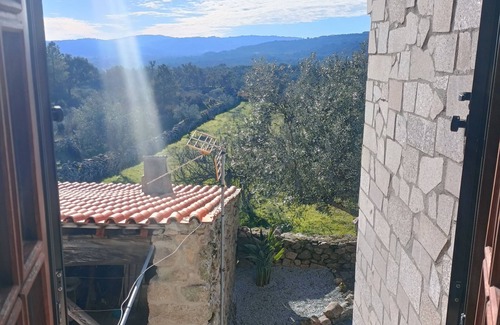 Meda House | Quinta das Amendoeiras Situada na Aldeia Histórica de Marialva, a 7 Km da Mêda