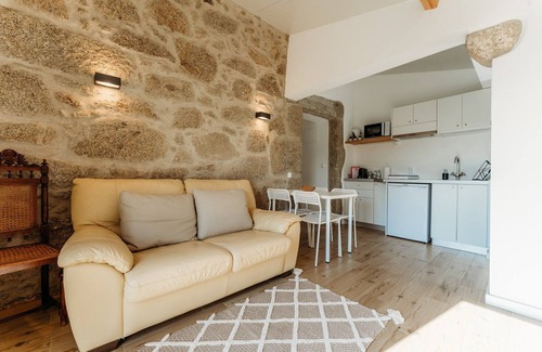 Fundao Apartment | Quinta de S. Miguel 'Casa Da Chaminé