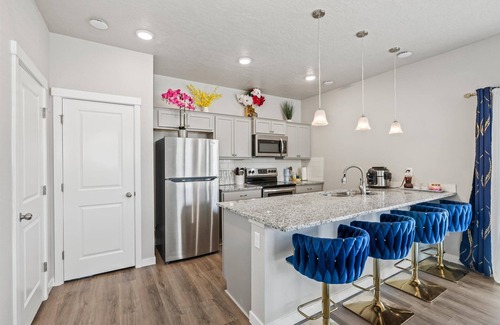 Nampa House | Quite and Cozy House with Pool access!