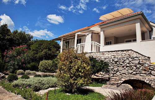 Cove Tri Zala (Zrnovo) Villa | Quite place for relaxing vacation