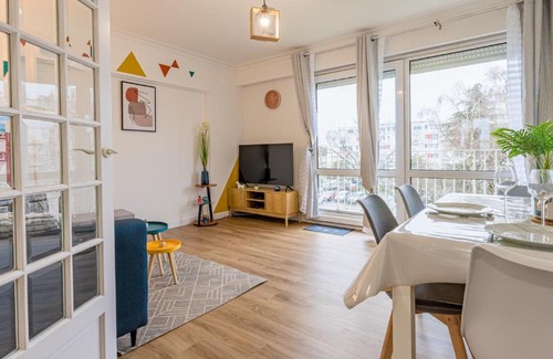 Laval Apartment | Résidence Bonaparte