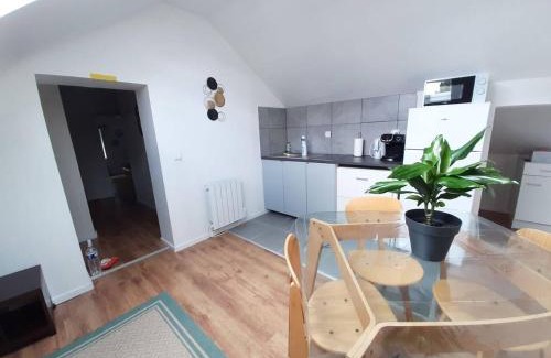 Survilliers Apartment | Résidence du Houx - 6 (Astérix, Aéroport CDG.)