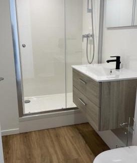 Venissieux Apartment | Résidence Pelloutier Appartement E