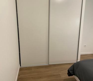 Venissieux Apartment | Résidence Pelloutier Appartement E