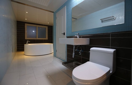 Chungju Hotel | R.I Spa Hotel