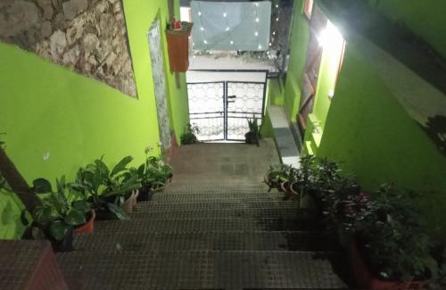 Bomdila House | R N HomeStay