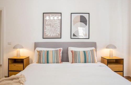 Cinecitta Apartment | R&R-Tuscolana spacious apartment front of the Subway