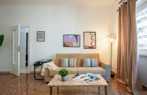 Cinecitta Apartment | R&R-Tuscolana spacious apartment front of the Subway