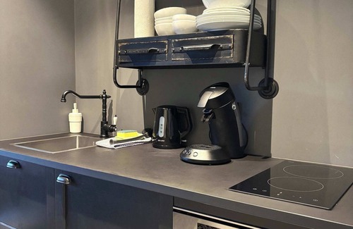 Teigar Apartment | R13 Top Floor Studio