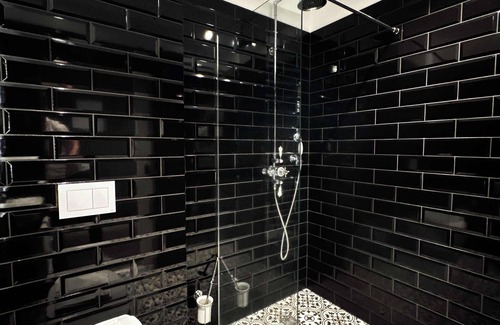 Laugardalur Apartment | R13 Triple studio with bunk bed