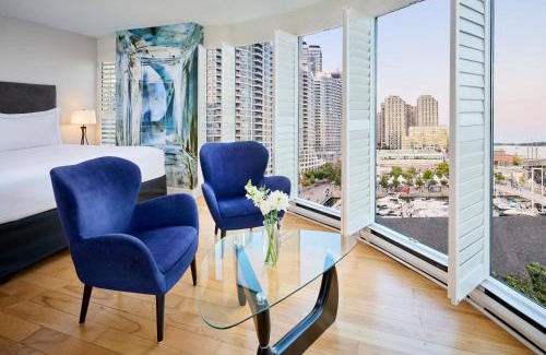 Central Waterfront Hotel | Radisson Blu Toronto Downtown