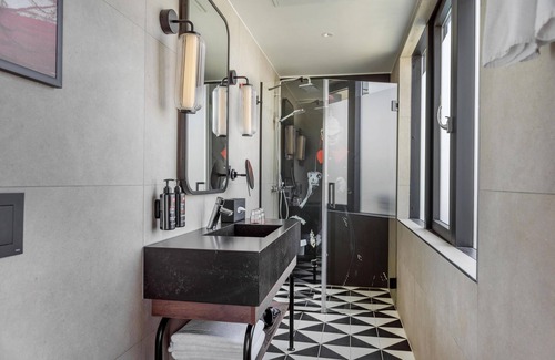 Oslo City Centre Hotel | Radisson RED Oslo City Centre, A Verified Net Zero Hotel