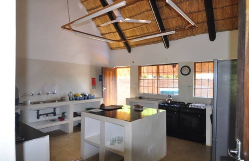 Chikombe Cabin | Rafiki Safari Camp