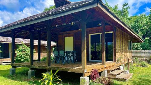Uturoa House | RAIATEA - Orion Hoe Bungalow