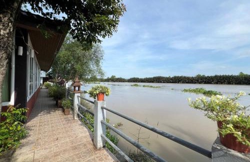 Bang Khla House | Rainbow Arokaya Welness Resort