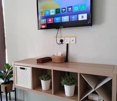 Kampung Padang Jambu Cabin | Rajawali Riverside Retreat