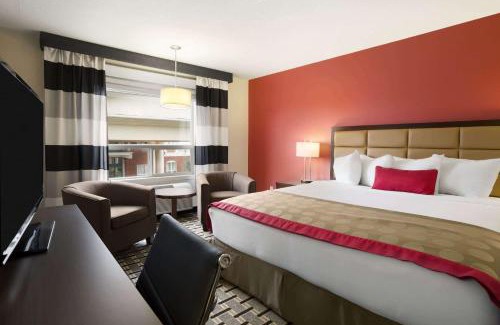 Edson Hotel | Ramada by Wyndham Edson