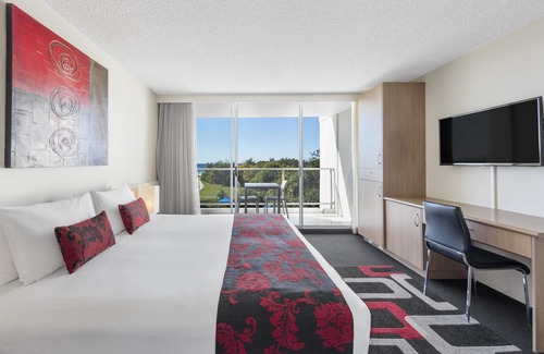 Marcoola Hotel | Ramada by Wyndham Marcoola Beach