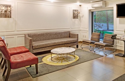 Willowbrook Hotel | Ramada by Wyndham Staten Island