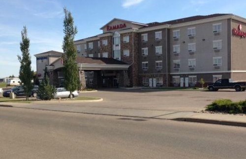 Stettler Hotel | Ramada by Wyndham Stettler