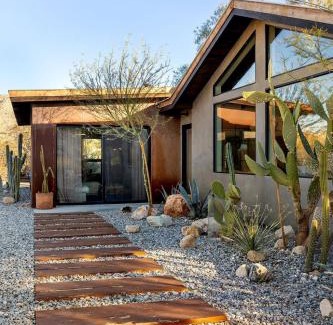 Morongo Valley House | Rancho Morongo - A Luxury Joshua Tree Homestead