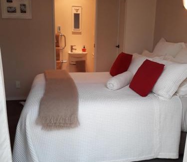 Raetihi Bed & Breakfast | Ranfurly Cottage