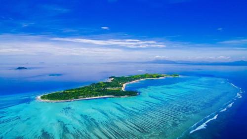 Mana Island Hotel | Ratu Kini Dive & Stay
