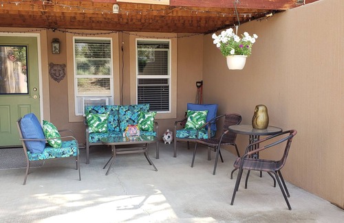 Cortez Apartment | Ravensnest-Bears Den Studio Apartment