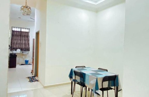 Segamat House | Rawyna homestay segamat